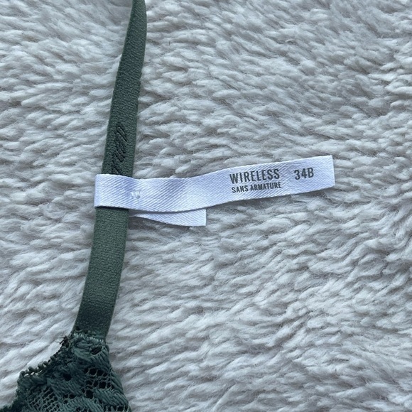 AERIE NWT REAL HAPPY WIRELESS LIGHTLY LINED GREEN LACE BRA - Picture 2 of 9